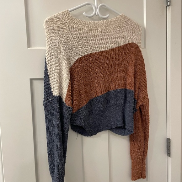 Debut Sweater - Picture 3 of 3